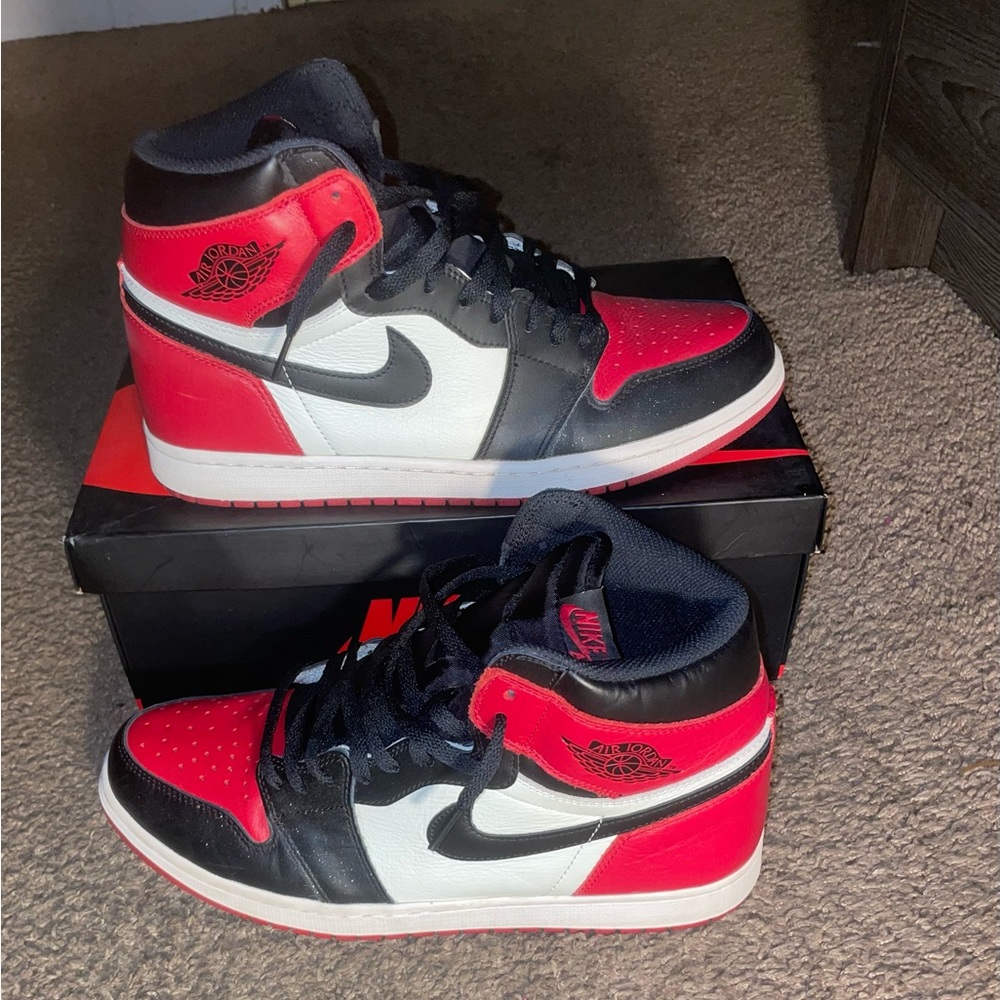 Jordan 1 bred toe